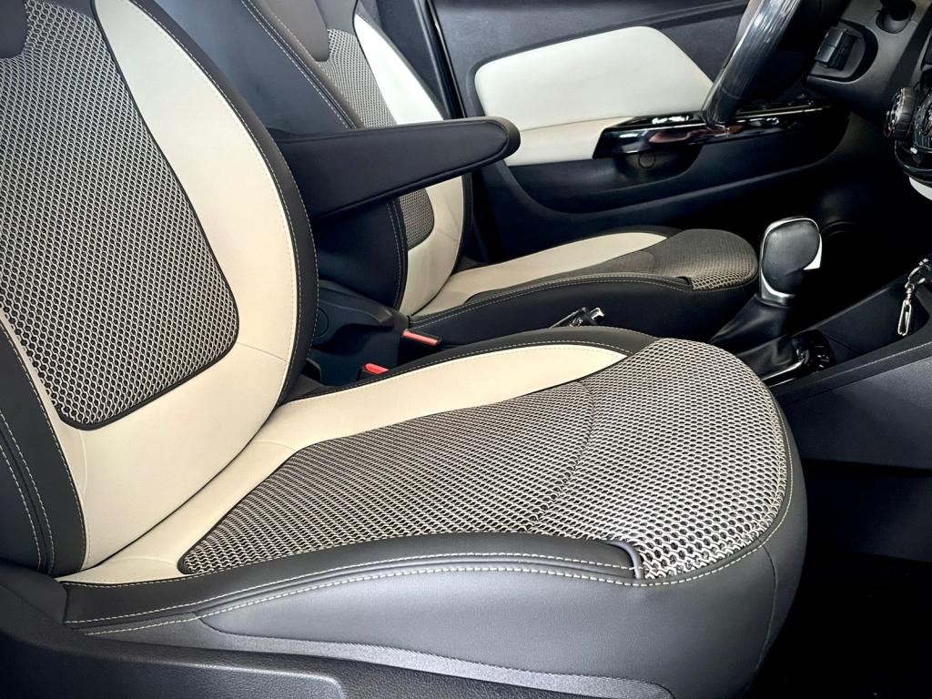 RENAULT Captur - Foto