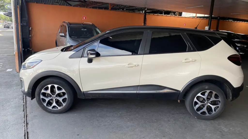 RENAULT Captur - Foto