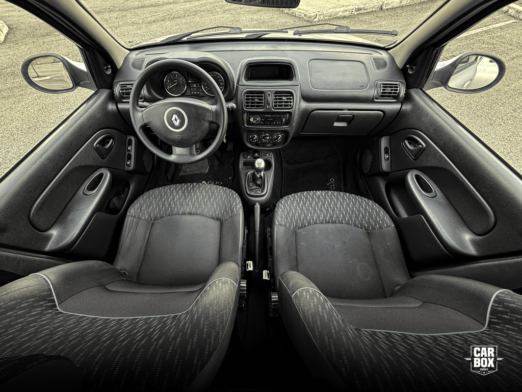 RENAULT Clio Hatch - Miniatura