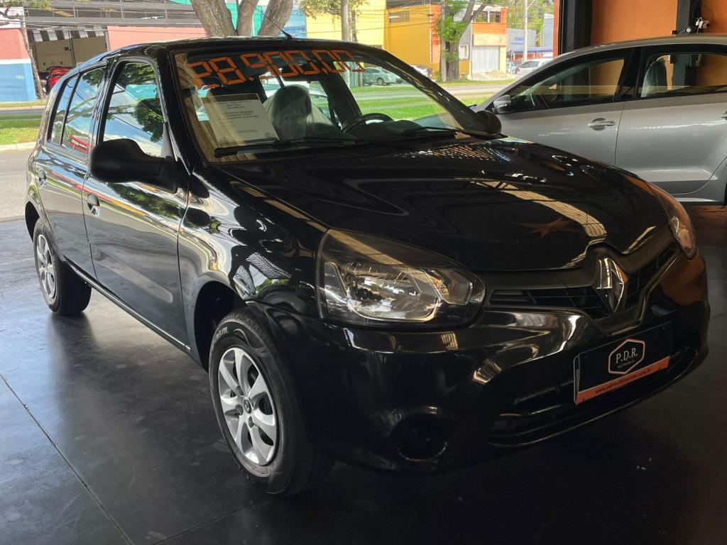 RENAULT Clio Hatch - Foto