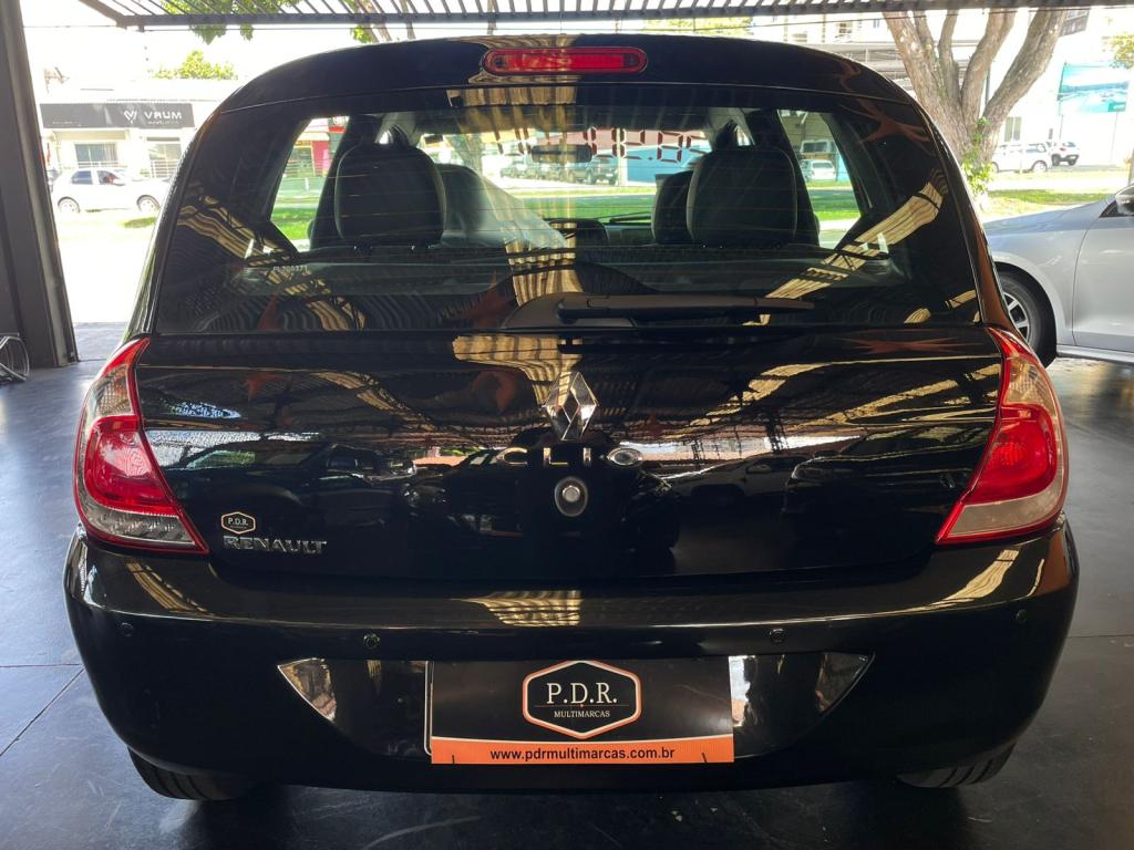 RENAULT Clio Hatch - Foto