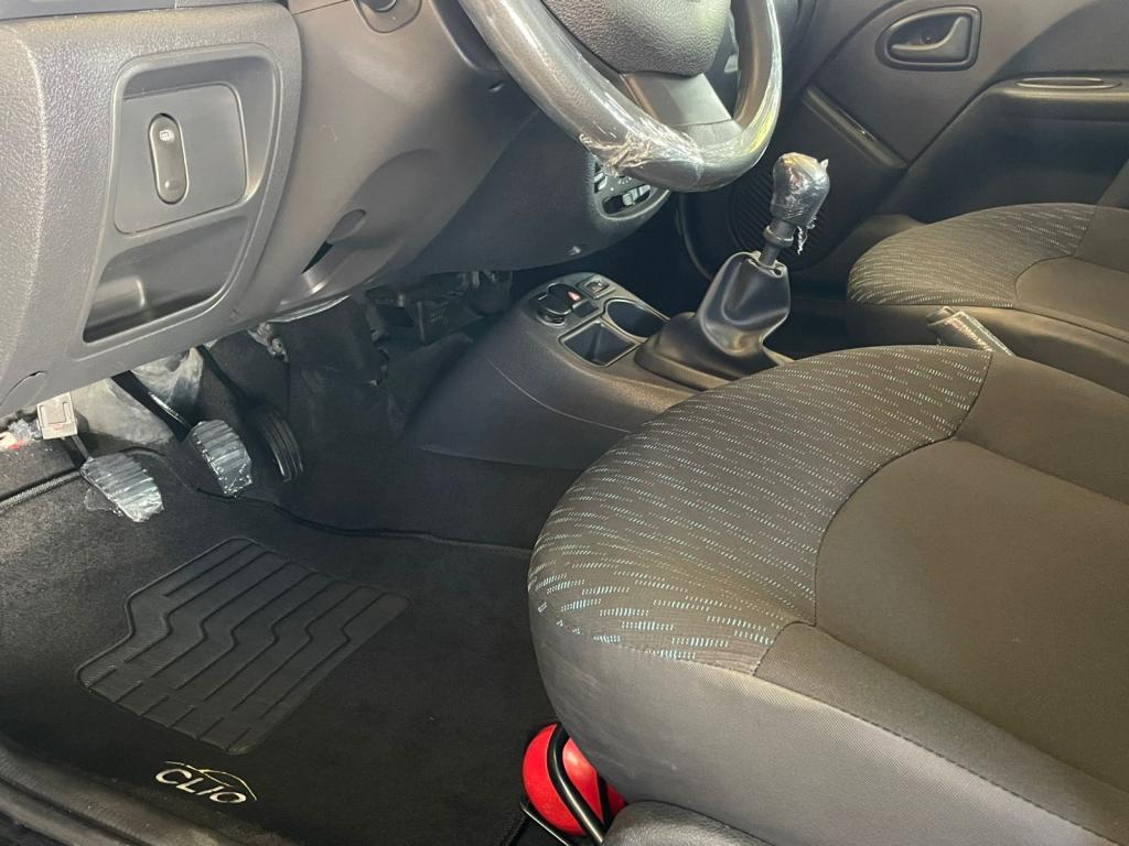 RENAULT Clio Hatch - Foto