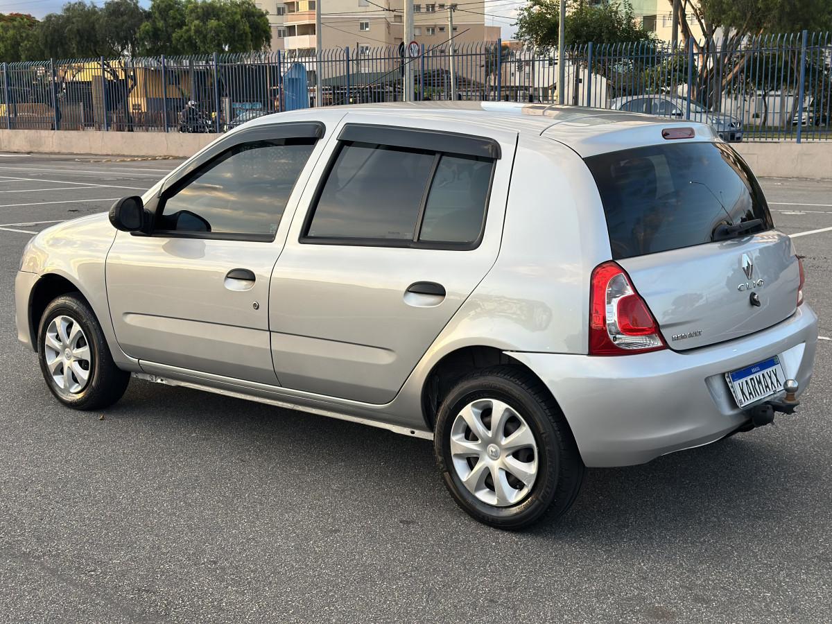 RENAULT Clio Hatch - Foto