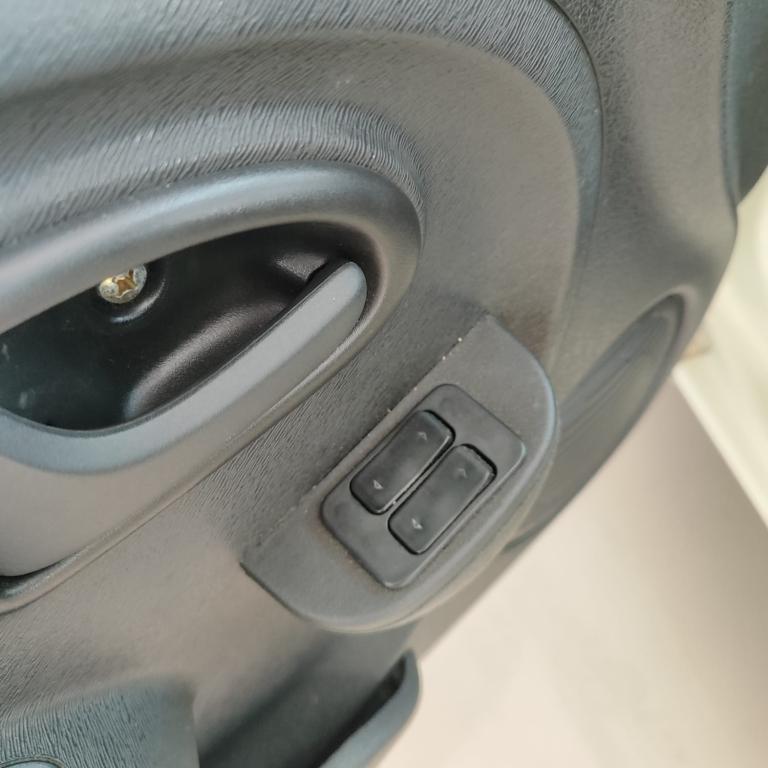 RENAULT Clio Hatch - Foto