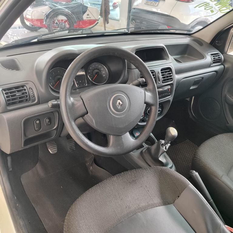 RENAULT Clio Hatch - Foto