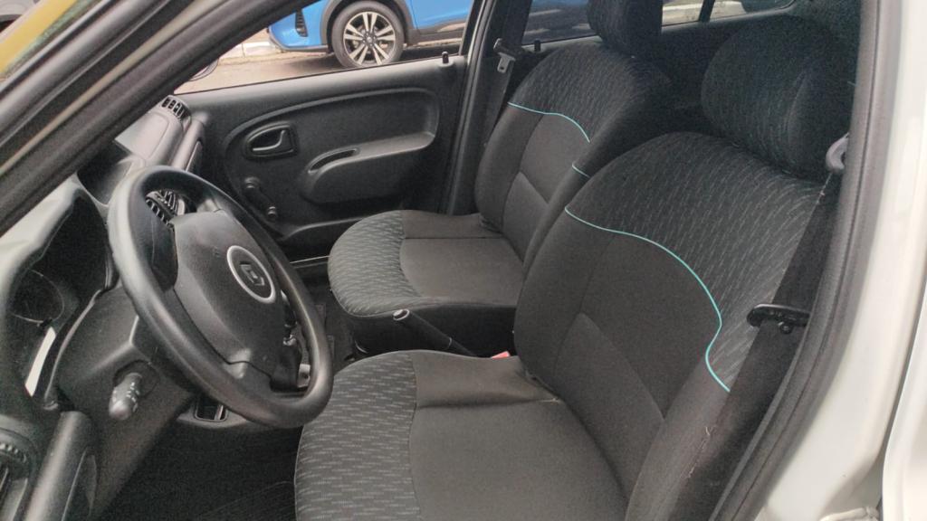 RENAULT Clio Hatch - Foto