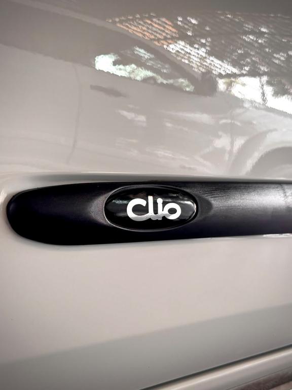 RENAULT Clio Hatch - Foto