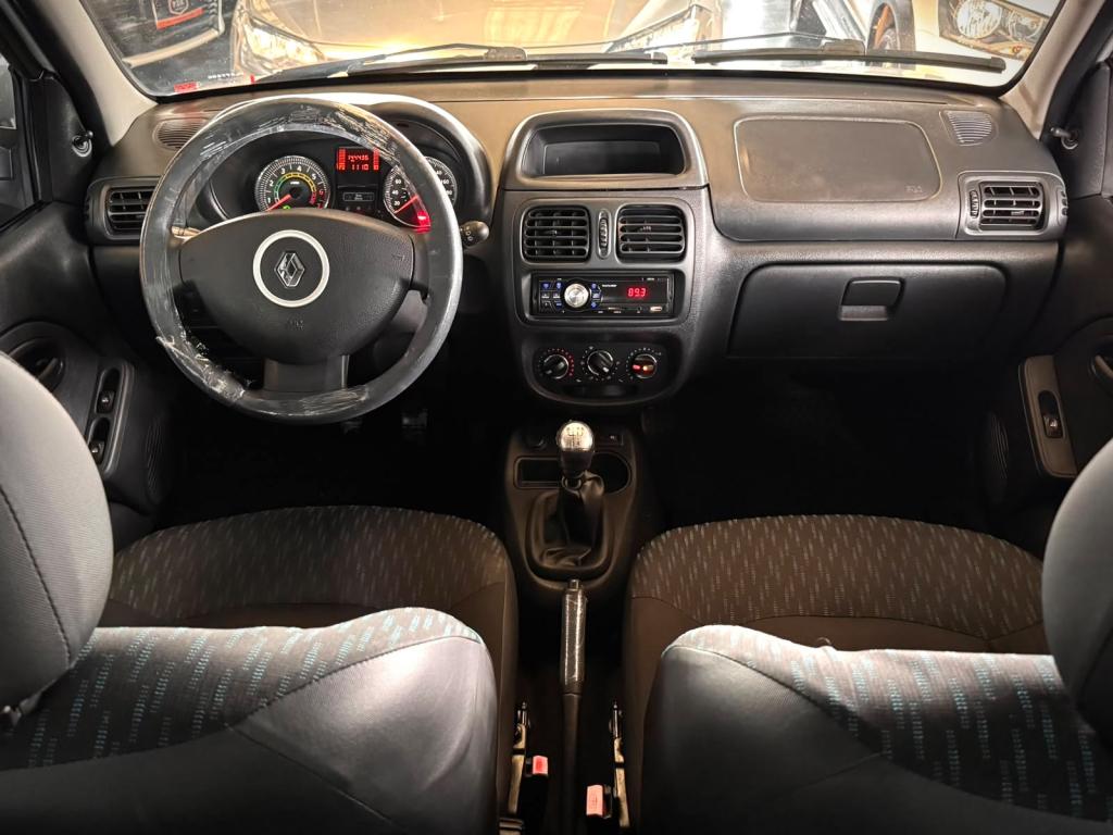 RENAULT Clio Hatch - Foto