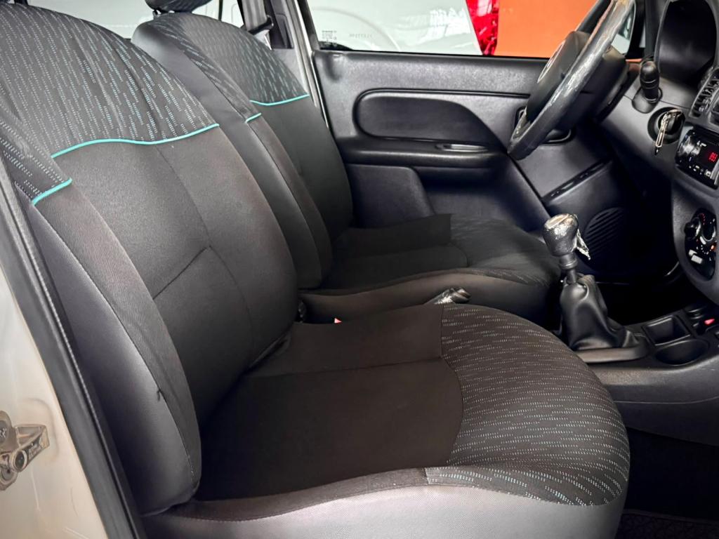 RENAULT Clio Hatch - Foto