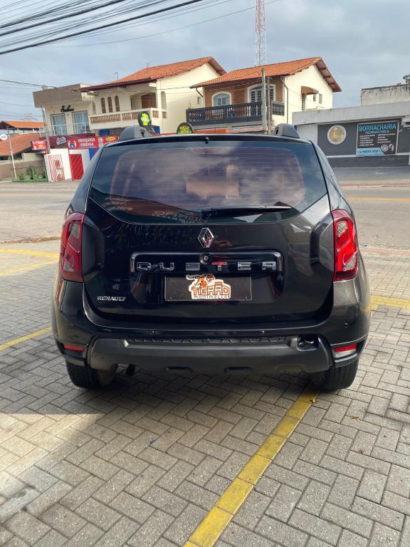 RENAULT Duster - Foto