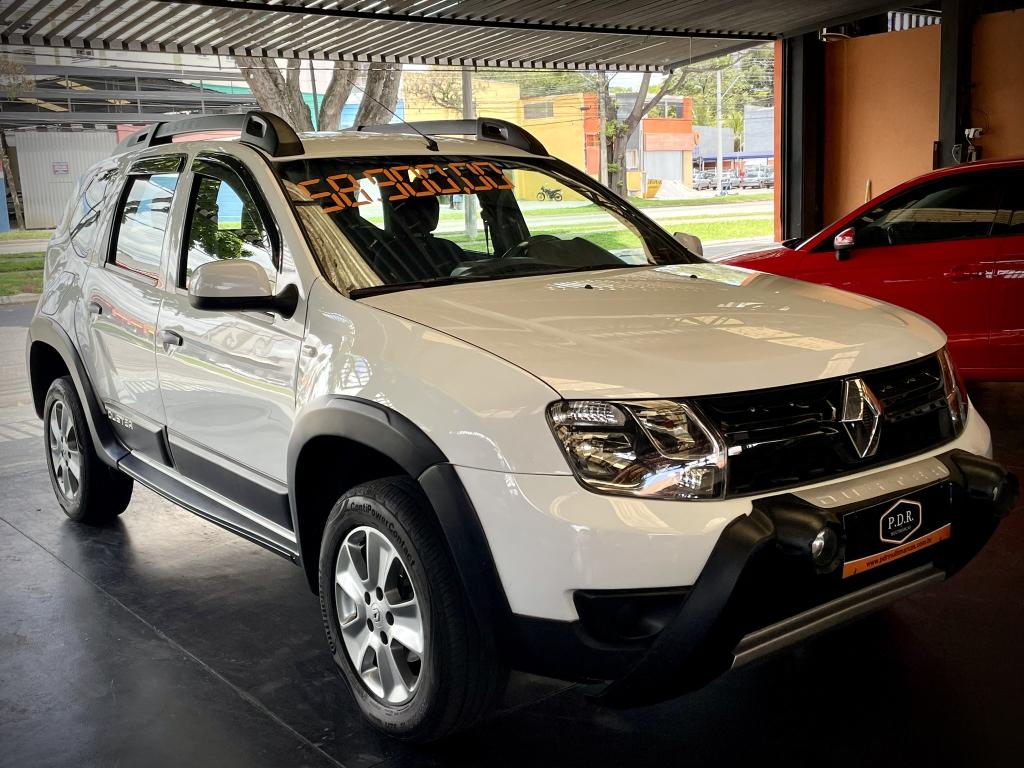 RENAULT Duster - Foto