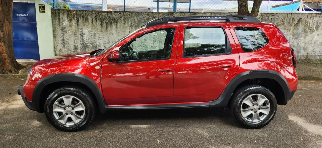 RENAULT Duster - Foto