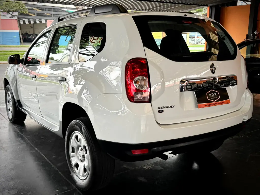 RENAULT Duster - Foto