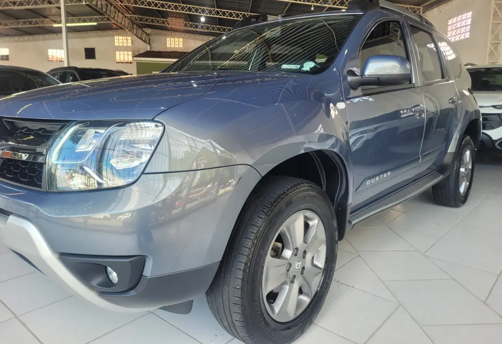RENAULT Duster - Foto
