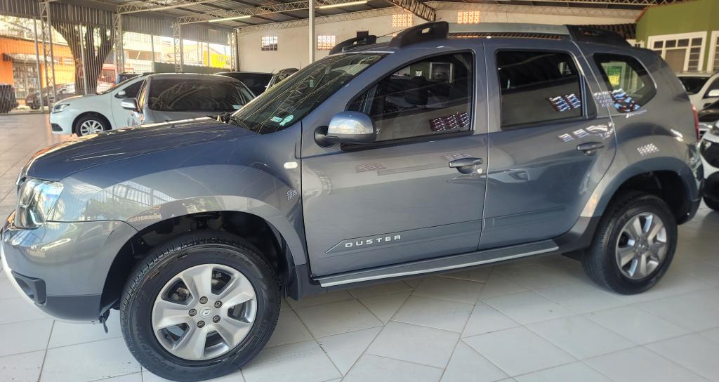 RENAULT Duster - Foto