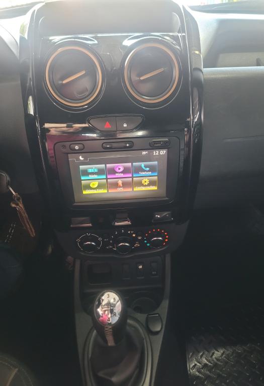 RENAULT Duster - Foto