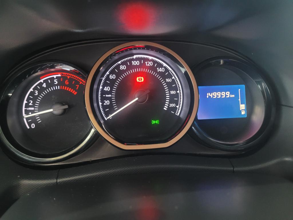 RENAULT Duster - Foto