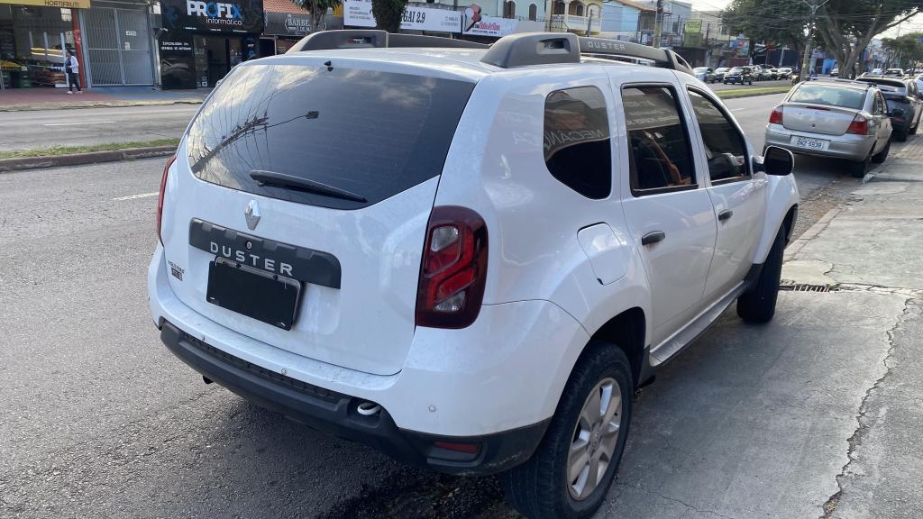 RENAULT Duster - Foto