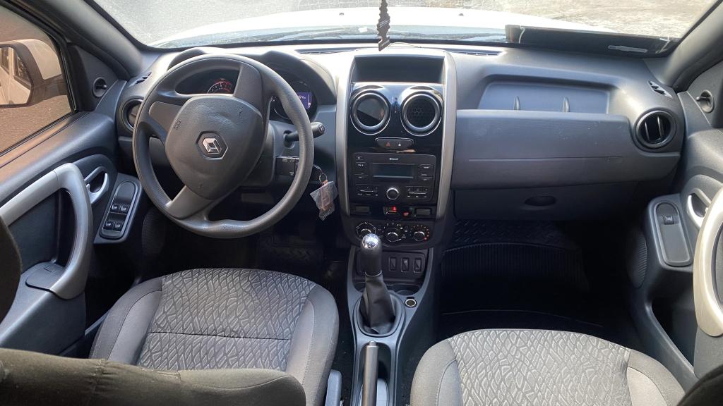 RENAULT Duster - Foto