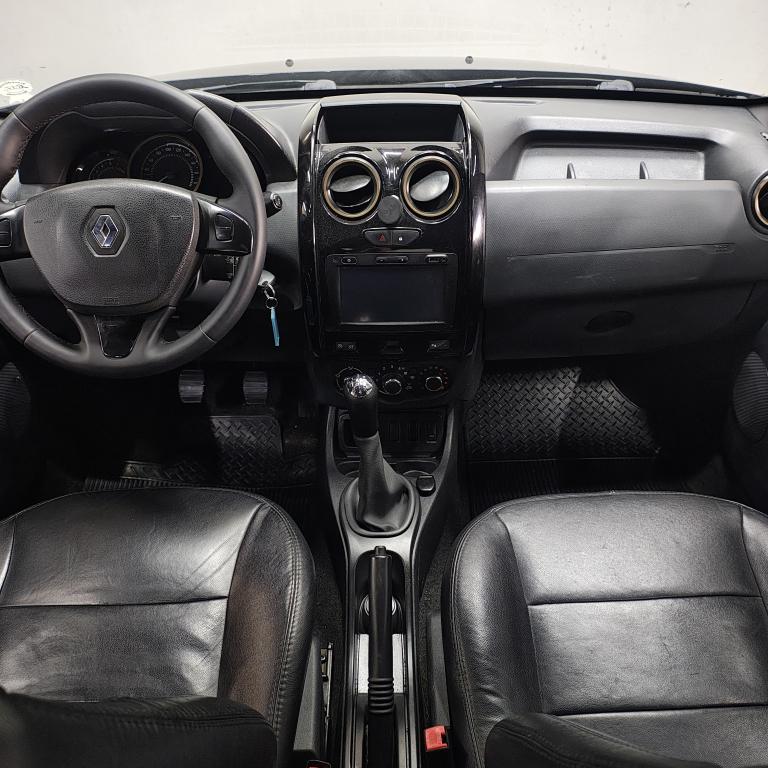 RENAULT Duster - Foto