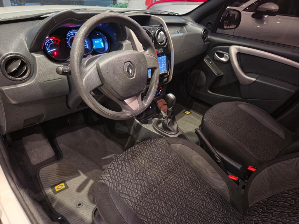 RENAULT Duster - Foto