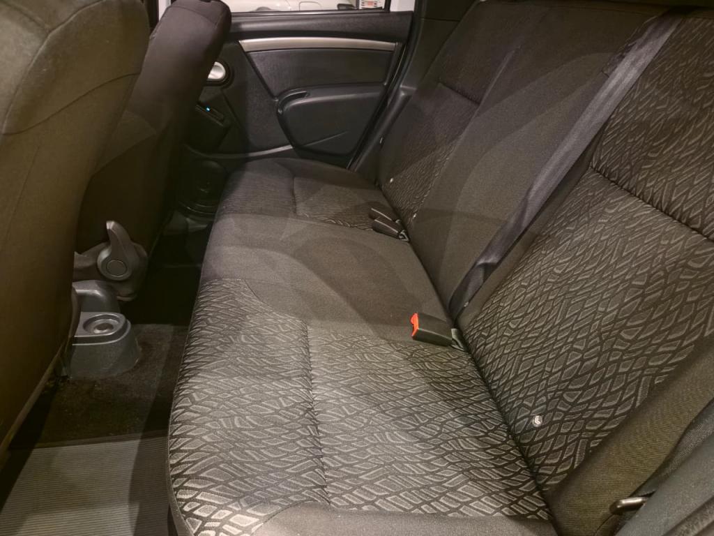 RENAULT Duster - Foto