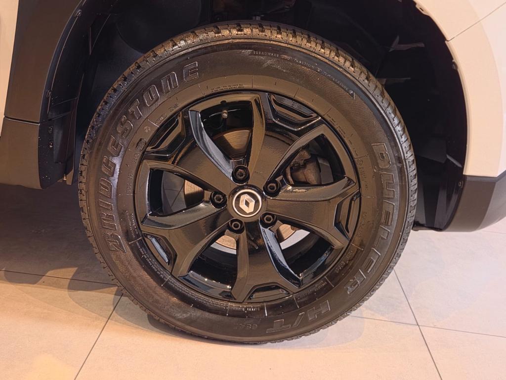 RENAULT Duster - Foto