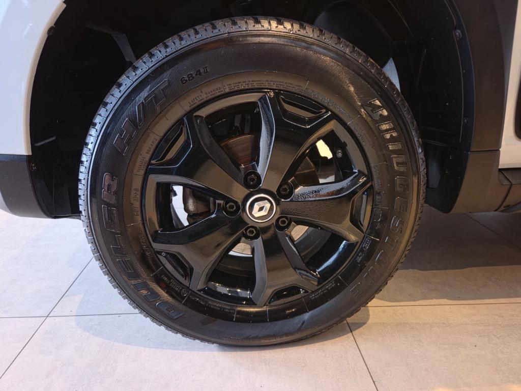 RENAULT Duster - Foto