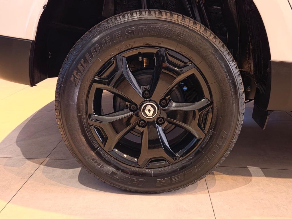 RENAULT Duster - Foto
