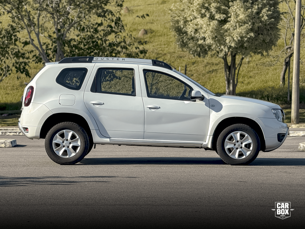 RENAULT Duster - Foto