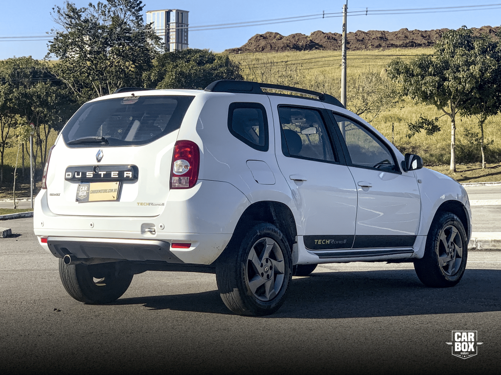 RENAULT Duster - Foto