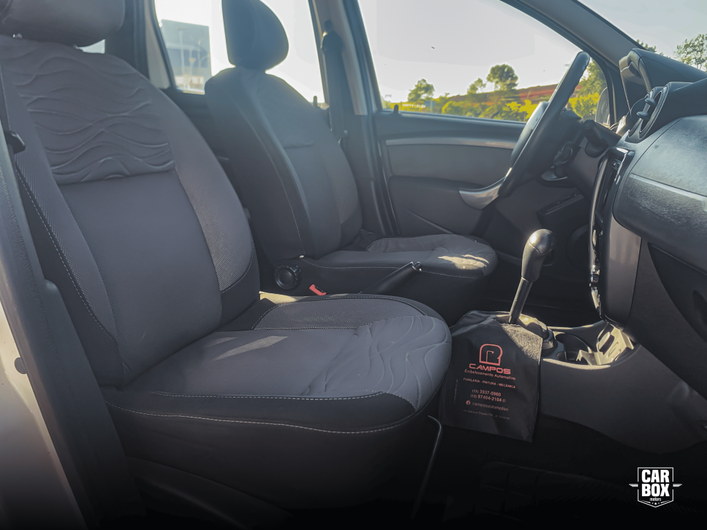 RENAULT Duster - Foto