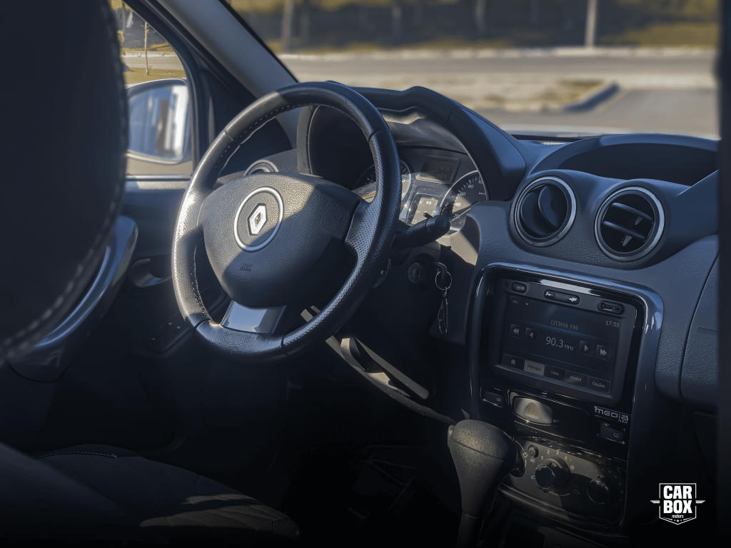 RENAULT Duster - Foto