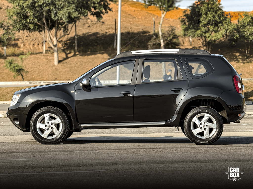 RENAULT Duster - Foto