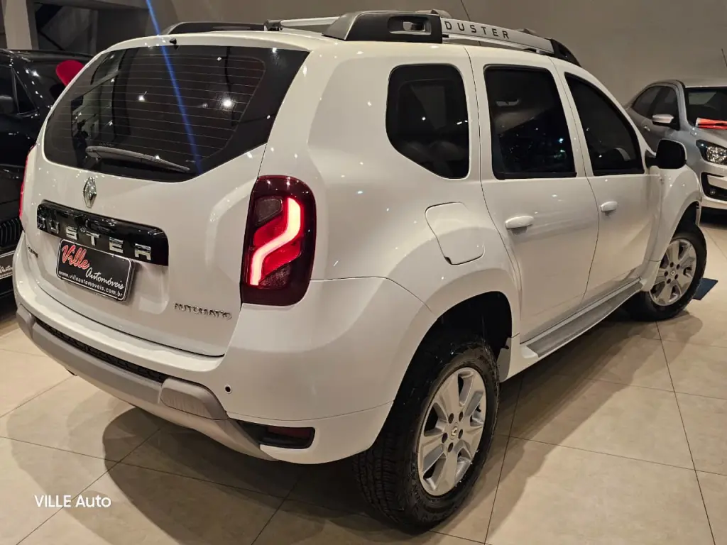 RENAULT Duster - Foto