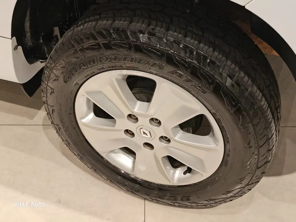 RENAULT Duster - Foto