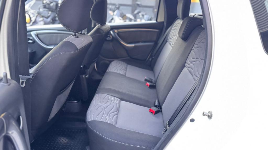 RENAULT Duster - Foto