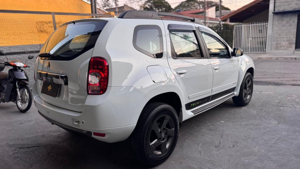 RENAULT Duster - Foto