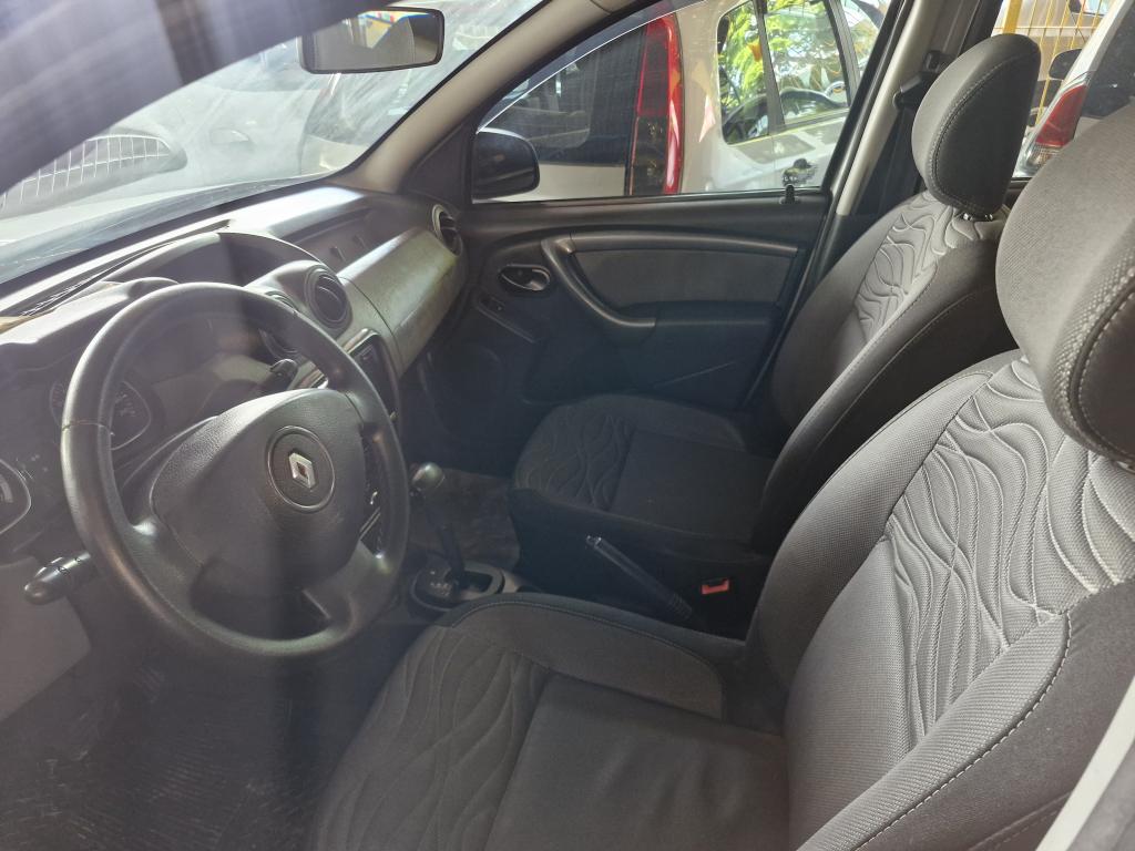 RENAULT Duster - Foto