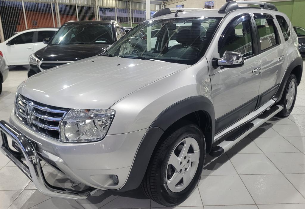 RENAULT Duster - Foto