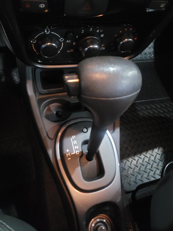 RENAULT Duster - Foto