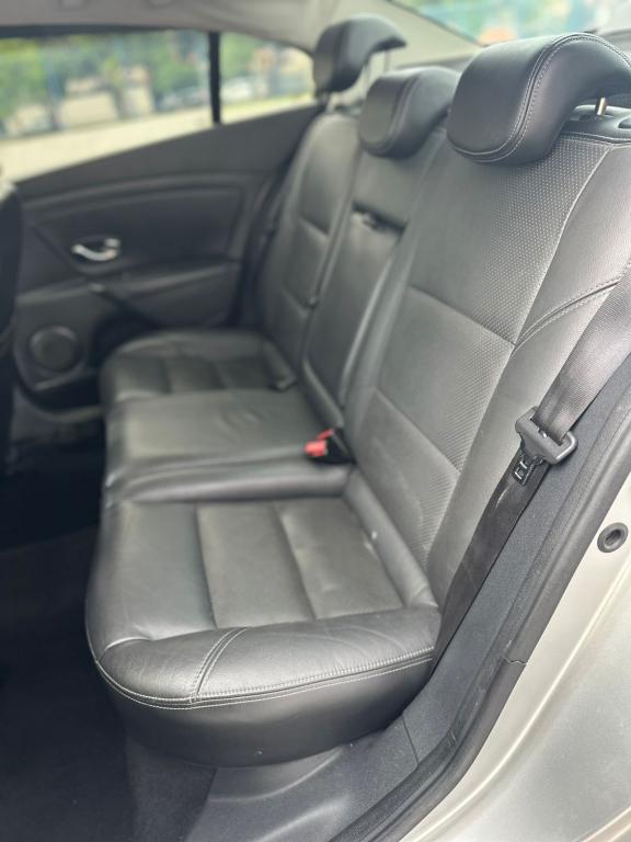 RENAULT Fluence - Foto