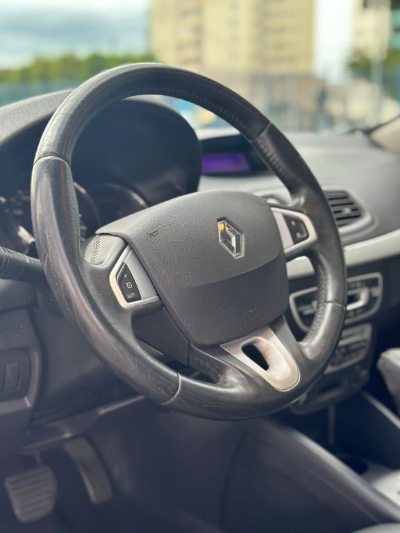 RENAULT Fluence - Foto