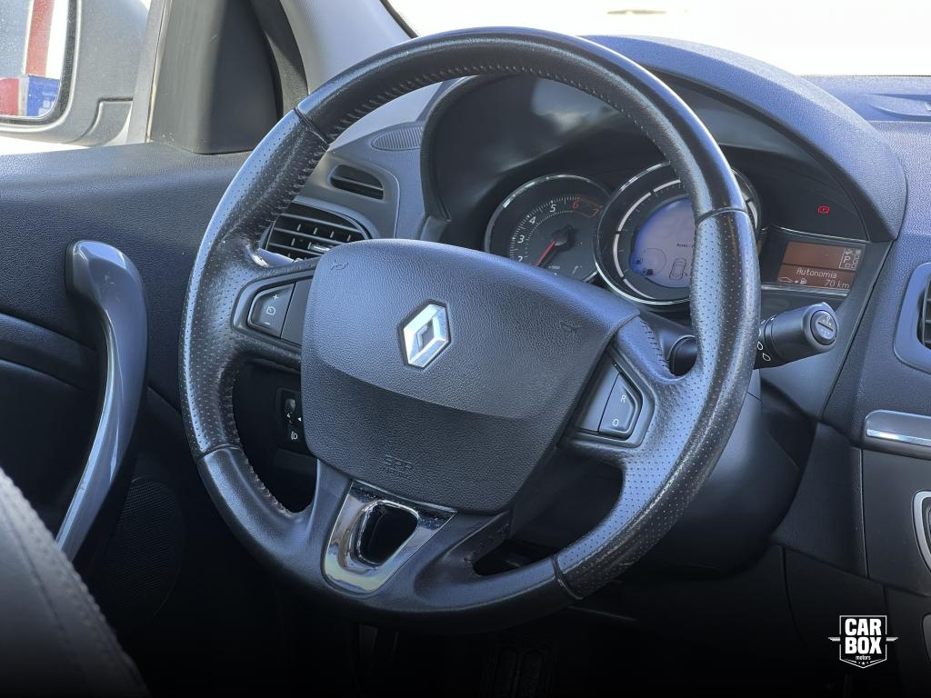 RENAULT Fluence - Foto
