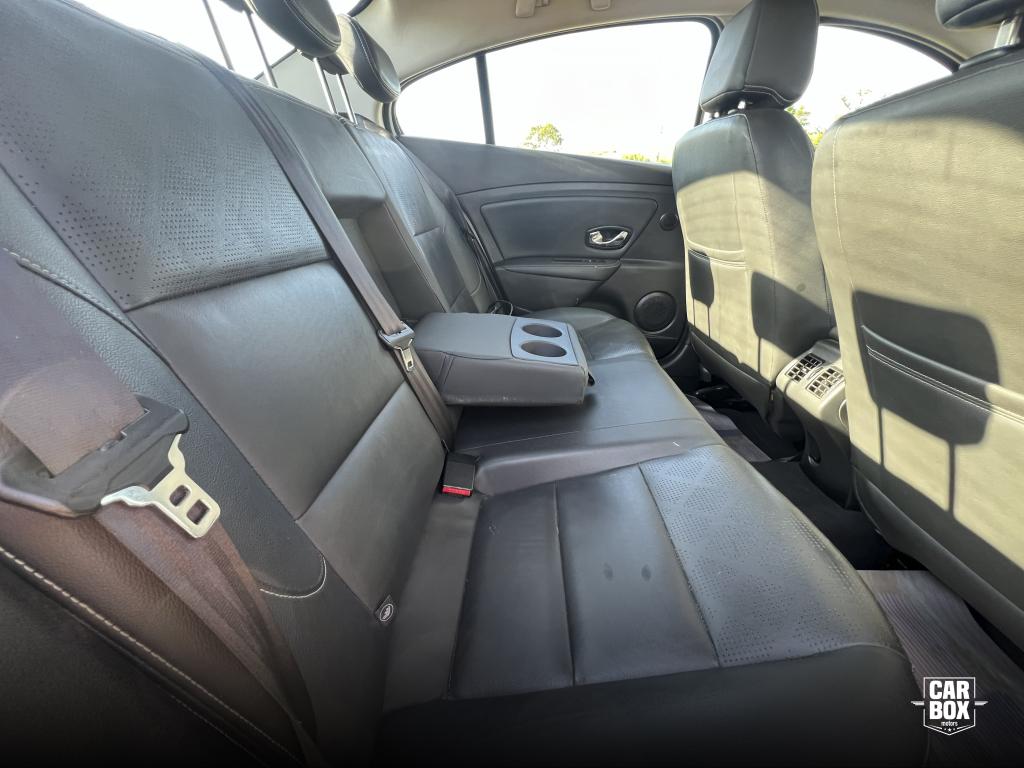 RENAULT Fluence - Foto