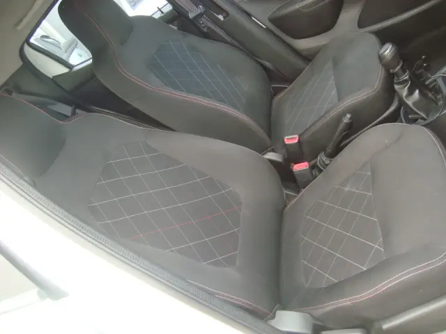 RENAULT Kwid - Foto