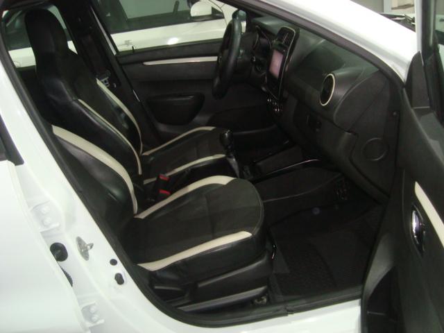 RENAULT Kwid - Foto