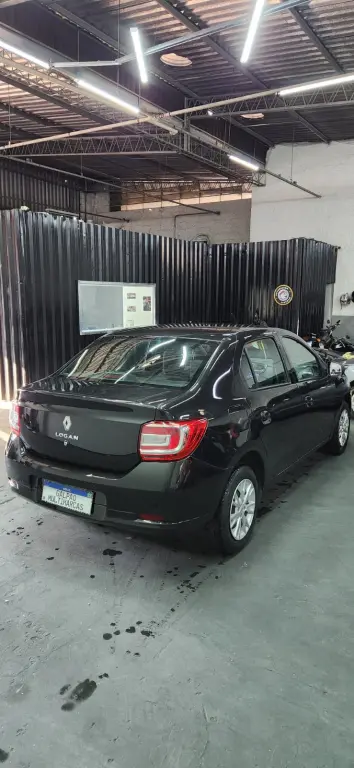 RENAULT Logan - Foto