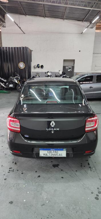 RENAULT Logan - Foto