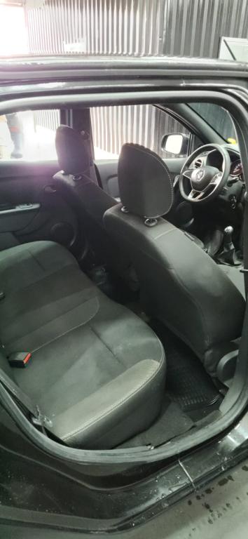 RENAULT Logan - Foto